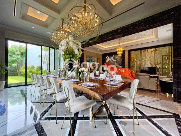 Dijual Rumah Elit Exclusive di Cilandak, Jakarta Selatan Dijual Rumah Elit Exclusive di Cilandak, Jakarta Selatan