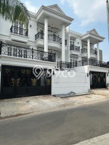 Dijual Rumah Elit Exclusive di Cilandak, Jakarta Selatan Dijual Rumah Elit Exclusive di Cilandak, Jakarta Selatan