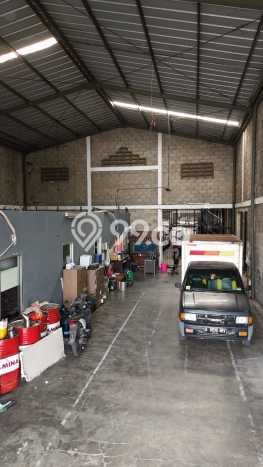 Lokasi Strategis! Dijual Gudang Bisnis di Serpong, Tangerang Selatan Kondisi Baik Lokasi Strategis! Dijual Gudang Bisnis di Serpong, Tangerang Selatan Kondisi Baik
