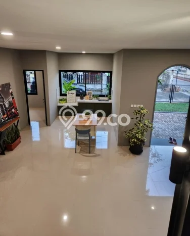 Rumah Elit Modern Tanpa Renovasi di Ciater Tangerang Rumah Elit Modern Tanpa Renovasi di Ciater Tangerang