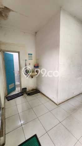 Lokasi Strategis! Dijual Gudang Bisnis di Serpong, Tangerang Selatan Kondisi Baik Lokasi Strategis! Dijual Gudang Bisnis di Serpong, Tangerang Selatan Kondisi Baik