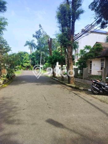 Dijual Rumah 3 Kamar Lokasi Ideal Nyaman dan Strategis di Serpong Dijual Rumah 3 Kamar Lokasi Ideal Nyaman dan Strategis di Serpong