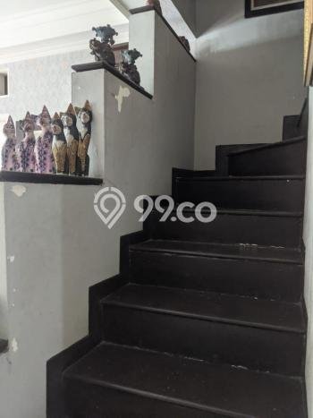 Rumah Luxury Modern Tanpa Renovasi di BSD Griya Loka Tangerang Rumah Luxury Modern Tanpa Renovasi di BSD Griya Loka Tangerang