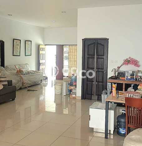 Dijual Rumah Luas Megah Dengan View Eksklusif di Sunrise Garden, Jakarta Barat Dijual Rumah Luas Megah Dengan View Eksklusif di Sunrise Garden, Jakarta Barat