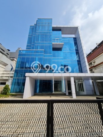 Komersial Dijual di Menteng LT 1000m2, LB 3000m2 Solusi Investasi Cerdas Komersial Dijual di Menteng LT 1000m2, LB 3000m2 Solusi Investasi Cerdas