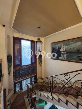 Rumah Luxury Modern Siap Huni di Pondok Indah Jakarta Selatan Rumah Luxury Modern Siap Huni di Pondok Indah Jakarta Selatan