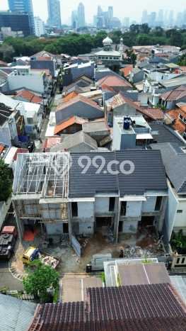 Kesempatan Langka Memiliki Rumah LT 91m² / LB 130m² di Kawasan Komersial Tebet, Jakarta Selatan Kesempatan Langka Memiliki Rumah LT 91m² / LB 130m² di Kawasan Komersial Tebet, Jakarta Selatan