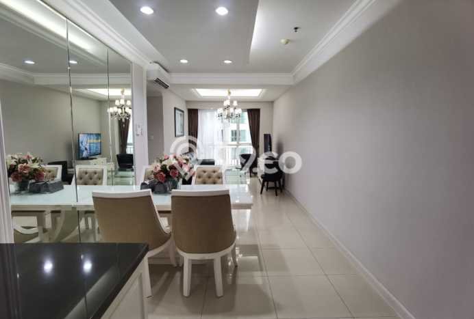 Apartemen di Gandaria, 3 KT, Luas 117m², Strategis Apartemen di Gandaria, 3 KT, Luas 117m², Strategis