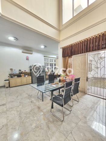 Rumah Elit Modern Siap Huni di Pondok Indah Jakarta Selatan Rumah Elit Modern Siap Huni di Pondok Indah Jakarta Selatan