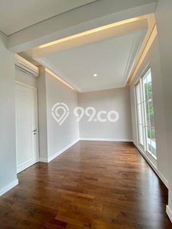 Ready to Use! Premium House LT 283m2 Desain Elegan di Lebak Bulus Ready to Use! Premium House LT 283m2 Desain Elegan di Lebak Bulus