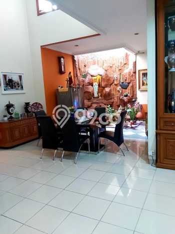 Dijual Rumah Luas Elegan Dengan View Eksklusif di Permata Buana, Jakarta Barat Dijual Rumah Luas Elegan Dengan View Eksklusif di Permata Buana, Jakarta Barat