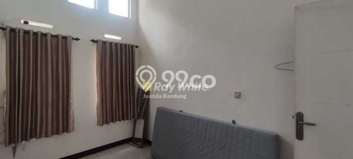 Jual Rumah Eksklusif 3 KT di Ngamprah, Bandung Jual Rumah Eksklusif 3 KT di Ngamprah, Bandung