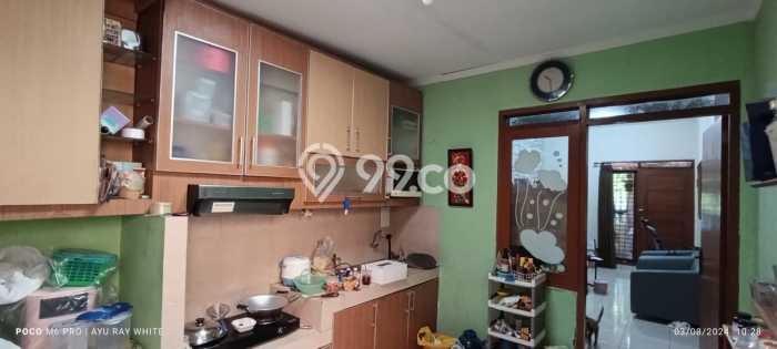 PROPERTI UNGGULAN! Rumah Strategis area Antapani, LT 108m² LB 90m² PROPERTI UNGGULAN! Rumah Strategis area Antapani, LT 108m² LB 90m²