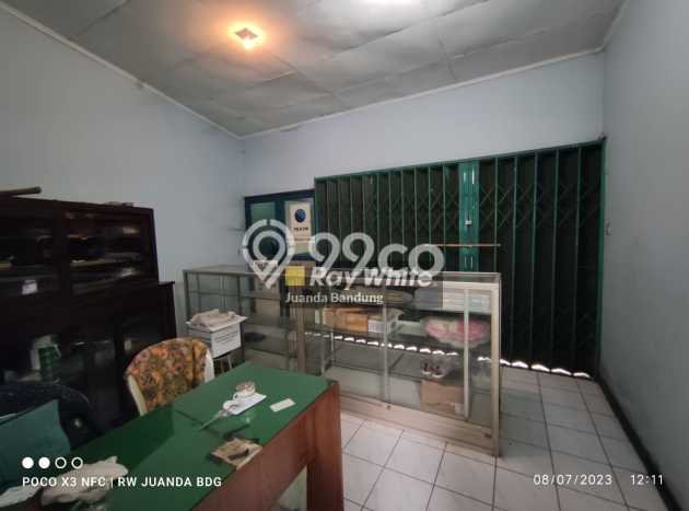 Hunian Elit LB 250m2 Siap Pakai Desain Elegan di Caringin, Bandung Hunian Elit LB 250m2 Siap Pakai Desain Elegan di Caringin, Bandung