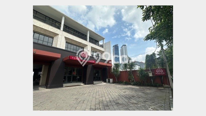 Komersial Bagus Dijual LB 1900m2 Lokasi Strategis Surabaya Area Cocok untuk Berbisnis Komersial Bagus Dijual LB 1900m2 Lokasi Strategis Surabaya Area Cocok untuk Berbisnis