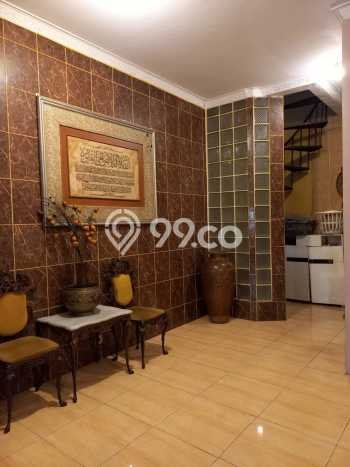 Hunian Cantik Minimalis Lb 160m2 di Ciputat, Tangerang Selatan Hunian Cantik Minimalis Lb 160m2 di Ciputat, Tangerang Selatan