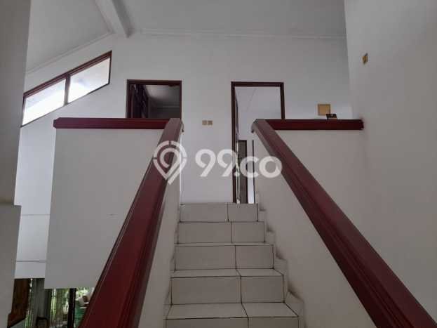 Hunian Elit LB 244m2 Siap Pakai Desain Elegan di Ciganjur, Jakarta Selatan Hunian Elit LB 244m2 Siap Pakai Desain Elegan di Ciganjur, Jakarta Selatan