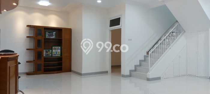 Hunian Mewah LB 200m2 Siap Pakai Desain Elegan di BSD, Tangerang Hunian Mewah LB 200m2 Siap Pakai Desain Elegan di BSD, Tangerang