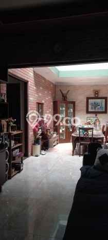 Siap Huni Hunian Elit 5 Kamar di Ciputat Dekat ke Mana Pun Siap Huni Hunian Elit 5 Kamar di Ciputat Dekat ke Mana Pun