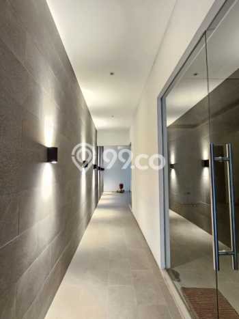 Ready to Use! Premium House LT 160m2 Desain Modern di Alam Sutera Ready to Use! Premium House LT 160m2 Desain Modern di Alam Sutera