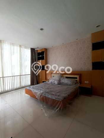 BEST CHOICE! Rumah kawasan Wiyung, 3 KM, Dekat Sekolah, LT 375m2m² Bangunan 400m2m² BEST CHOICE! Rumah kawasan Wiyung, 3 KM, Dekat Sekolah, LT 375m2m² Bangunan 400m2m²