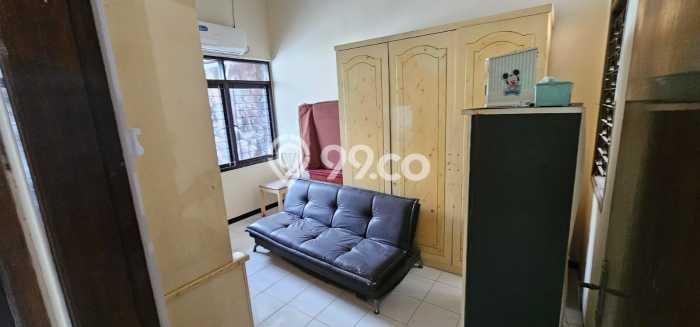Siap Huni Rumah Mewah 4 Kamar di Tenggilis Mejoyo Dekat ke Mana Pun Siap Huni Rumah Mewah 4 Kamar di Tenggilis Mejoyo Dekat ke Mana Pun