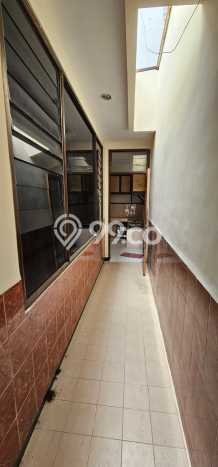Siap Huni Rumah Mewah 4 Kamar di Tenggilis Mejoyo Dekat ke Mana Pun Siap Huni Rumah Mewah 4 Kamar di Tenggilis Mejoyo Dekat ke Mana Pun