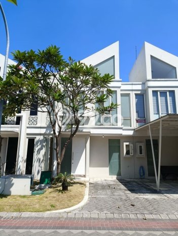 BEST DEAL! Rumah di Tandes, 2 KM, Dekat Pusat Kota, LT 72m2m² LB 70m2m² BEST DEAL! Rumah di Tandes, 2 KM, Dekat Pusat Kota, LT 72m2m² LB 70m2m²
