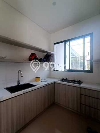 Dijual Rumah Modern 4 KT di Citraland, Surabaya Dijual Rumah Modern 4 KT di Citraland, Surabaya