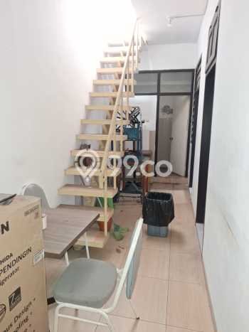 Sewa cepat hunian minimalis strategis 5 Kamar di Dukuh Pakis, Surabaya Sewa cepat hunian minimalis strategis 5 Kamar di Dukuh Pakis, Surabaya