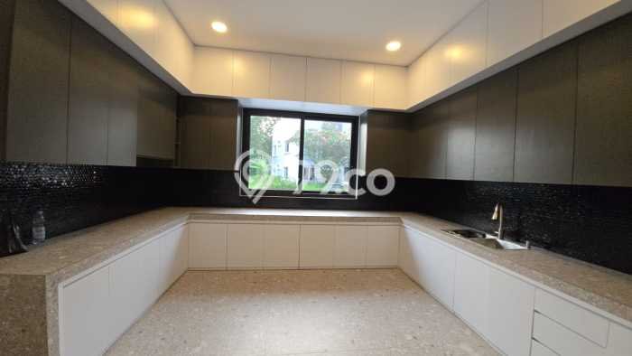Hunian Mewah LB 210m2 Siap Huni Desain Elegan di Alam Sutera, Tangerang Hunian Mewah LB 210m2 Siap Huni Desain Elegan di Alam Sutera, Tangerang