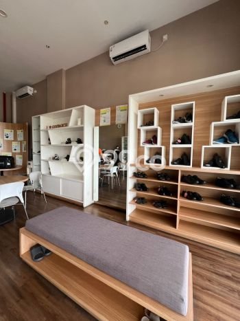Ruko Dijual Lokasi Emas di Cengkareng Luas 765m2 Ruko Dijual Lokasi Emas di Cengkareng Luas 765m2