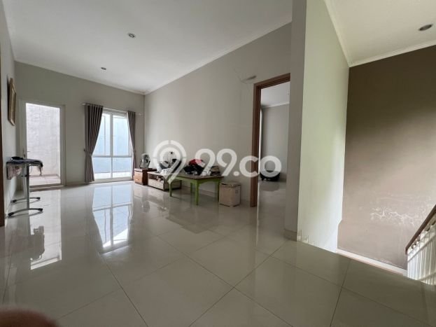 Properti Nyaman 5 KT LT 330m² di BSD, Tangerang Properti Nyaman 5 KT LT 330m² di BSD, Tangerang