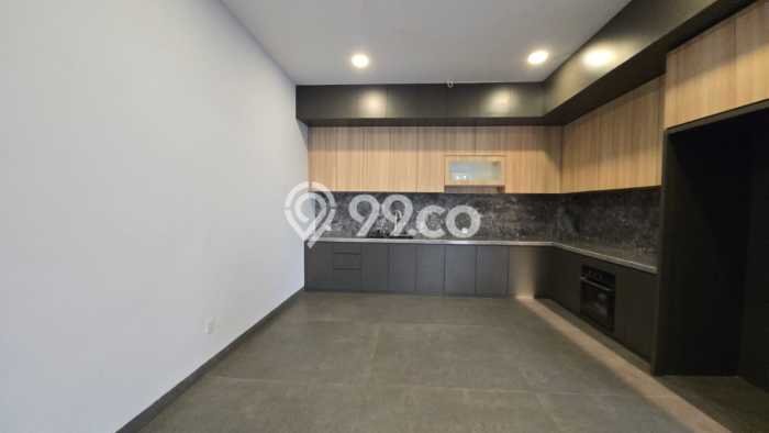 Hunian Mewah LB 210m2 Siap Huni Desain Elegan di Alam Sutera, Tangerang Hunian Mewah LB 210m2 Siap Huni Desain Elegan di Alam Sutera, Tangerang