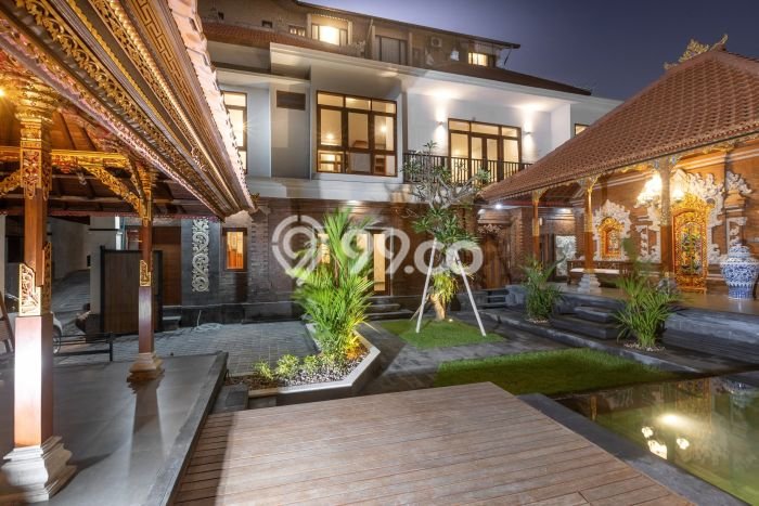 Tersedia Vila di Seminyak, Luas 332m², Posisi Strategis Tersedia Vila di Seminyak, Luas 332m², Posisi Strategis