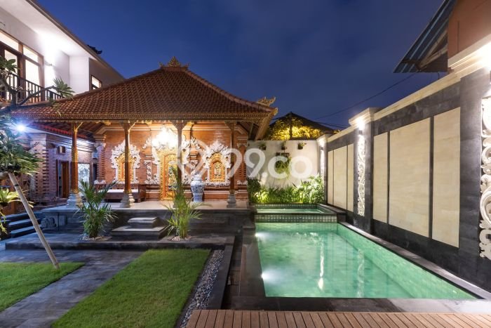 Tersedia Vila di Seminyak, Luas 332m², Posisi Strategis Tersedia Vila di Seminyak, Luas 332m², Posisi Strategis