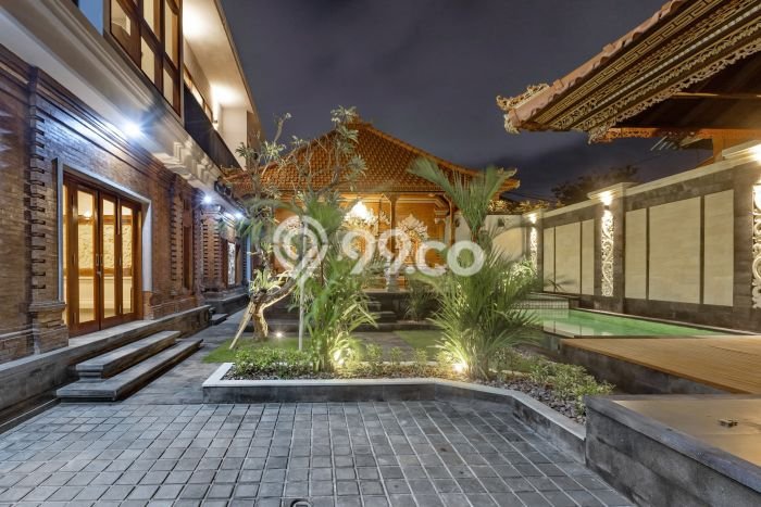 Tersedia Vila di Seminyak, Luas 332m², Posisi Strategis Tersedia Vila di Seminyak, Luas 332m², Posisi Strategis