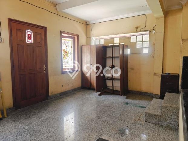 Rumah Elit Modern Tanpa Renovasi di Kupang Surabaya Rumah Elit Modern Tanpa Renovasi di Kupang Surabaya
