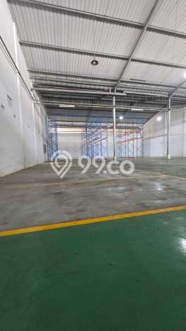 FOR RENT! Gudang di Rungkut Industri Cocok untuk Bisnis 2000m2 FOR RENT! Gudang di Rungkut Industri Cocok untuk Bisnis 2000m2