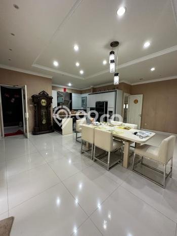 Hunian Mewah LT 450m² / LB 500m² di Kawasan Asri Pakuwon City, Surabaya Hunian Mewah LT 450m² / LB 500m² di Kawasan Asri Pakuwon City, Surabaya