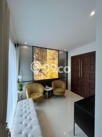 Hunian Elit LB 292m2 Siap Huni Desain Elegan di Graha, Surabaya Hunian Elit LB 292m2 Siap Huni Desain Elegan di Graha, Surabaya