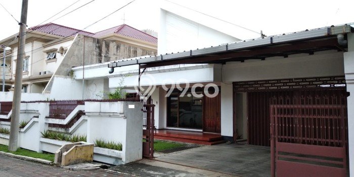 Rumah Idaman Modern! Rumah 2 Lantai di Mayjen Sungkono, Surabaya, Luas 600m² LB 350m² Rumah Idaman Modern! Rumah 2 Lantai di Mayjen Sungkono, Surabaya, Luas 600m² LB 350m²