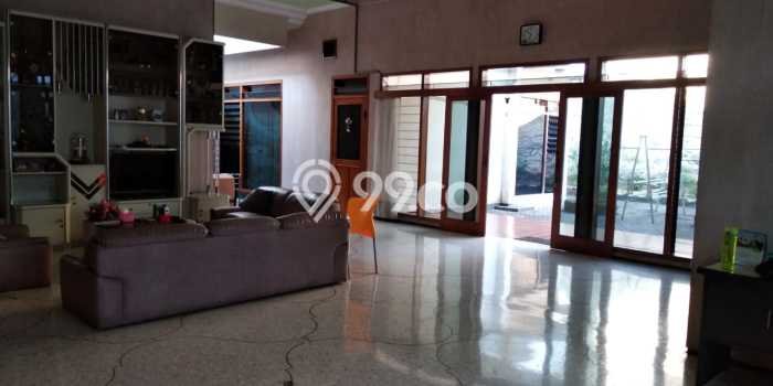 Rumah Idaman Modern! Rumah 2 Lantai di Mayjen Sungkono, Surabaya, Luas 600m² LB 350m² Rumah Idaman Modern! Rumah 2 Lantai di Mayjen Sungkono, Surabaya, Luas 600m² LB 350m²
