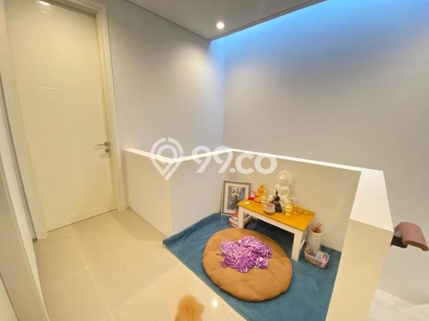 Rumah Elit LB 165m2 Siap Pakai Desain Elegan di Citraland, Surabaya Rumah Elit LB 165m2 Siap Pakai Desain Elegan di Citraland, Surabaya