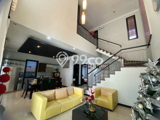 Dijual Rumah Mewah Megah Dengan View Eksklusif di Citraland, Surabaya Dijual Rumah Mewah Megah Dengan View Eksklusif di Citraland, Surabaya