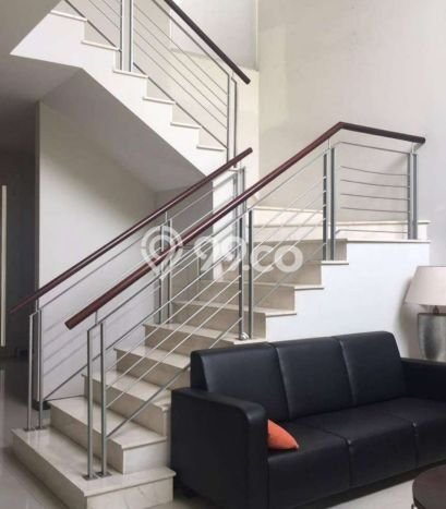 Rumah Luxury Modern Siap Huni di Citraland Surabaya Rumah Luxury Modern Siap Huni di Citraland Surabaya