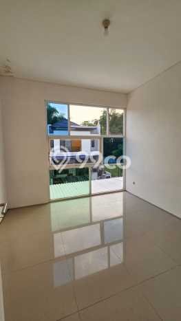 For Sale Rumah 3 Kamar Lokasi Strategis Bagus dan Strategis di Wiyung For Sale Rumah 3 Kamar Lokasi Strategis Bagus dan Strategis di Wiyung