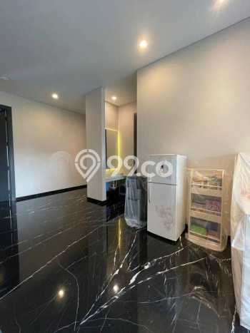 Rumah Luxury Modern Tanpa Renovasi di Citraland Surabaya Rumah Luxury Modern Tanpa Renovasi di Citraland Surabaya