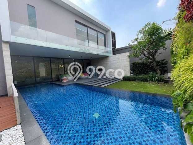 Rumah Luxury Modern Tanpa Renovasi di Citraland Surabaya Rumah Luxury Modern Tanpa Renovasi di Citraland Surabaya