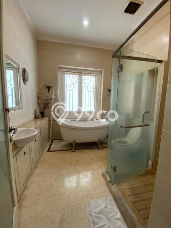 Sewa Rumah Murah di Wisata Bukit Mas Surabaya Punya 4 Kamar Tidur Sewa Rumah Murah di Wisata Bukit Mas Surabaya Punya 4 Kamar Tidur